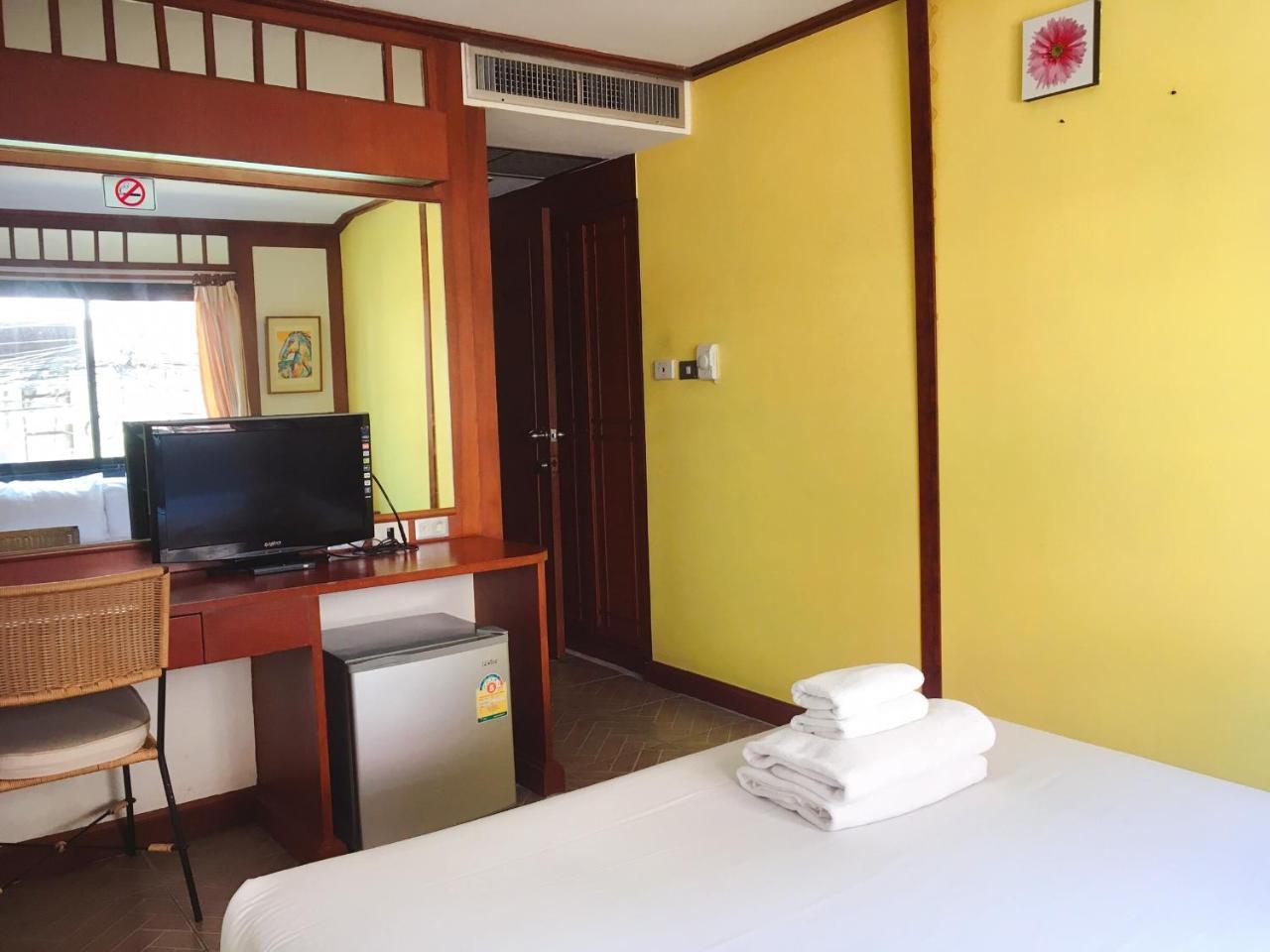 Kaneng Guesthouse HHQ Exteriér fotografie